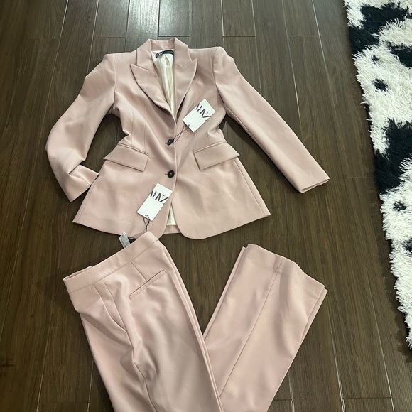 Zara powered pink brush classic fit tuxedo suit - Picture 1 of 8